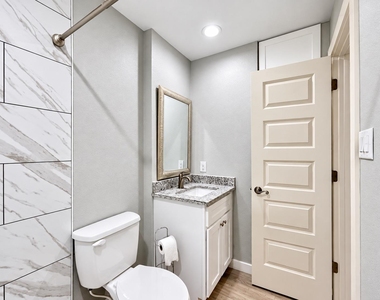 813 Emerald Wood Dr - Photo Thumbnail 24