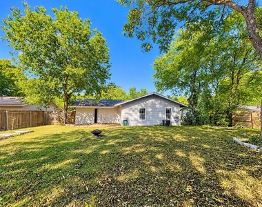 813 Emerald Wood Dr - Photo Thumbnail 26