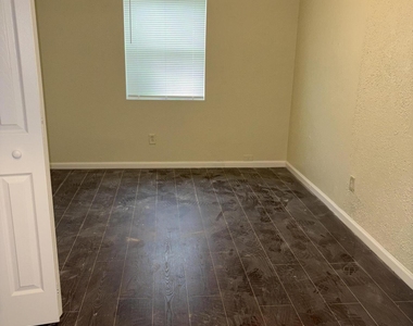 2344 Rogero Road - Photo Thumbnail 20