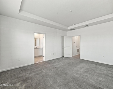 3125 Laurent Loop - Photo Thumbnail 18
