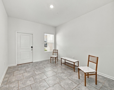3125 Laurent Loop - Photo Thumbnail 5