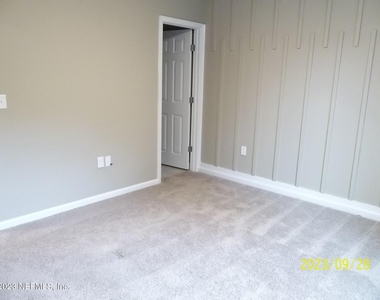 11742 Beardgrass Way - Photo Thumbnail 12