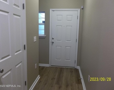 11742 Beardgrass Way - Photo Thumbnail 2