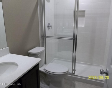 11742 Beardgrass Way - Photo Thumbnail 14