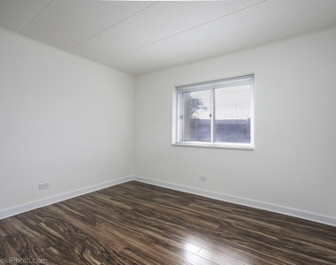 3856 S Parkway Drive - Photo Thumbnail 12
