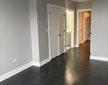 10301 S Kedzie Avenue - Photo Thumbnail 8