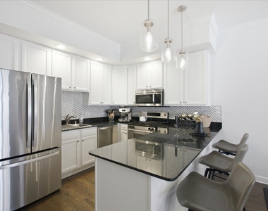 1641 W North Avenue - Photo Thumbnail 5