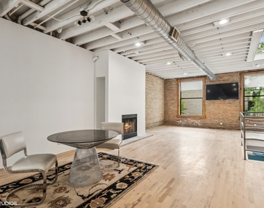 2156 W Hubbard Street - Photo Thumbnail 12
