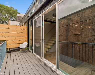 2156 W Hubbard Street - Photo Thumbnail 10