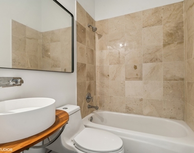 2156 W Hubbard Street - Photo Thumbnail 22