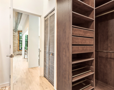 2156 W Hubbard Street - Photo Thumbnail 26
