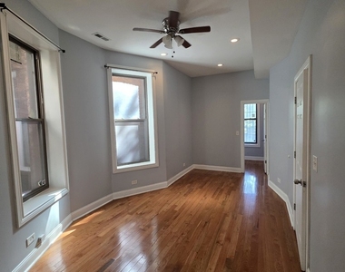 517 E 46th Place - Photo Thumbnail 15