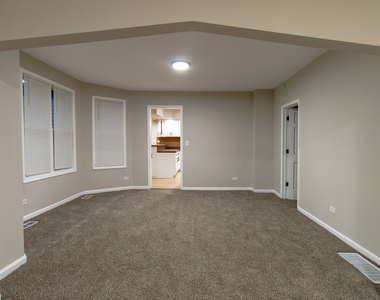 423 E 144th Street - Photo Thumbnail 4