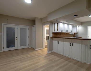 423 E 144th Street - Photo Thumbnail 8
