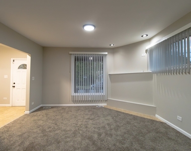 423 E 144th Street - Photo Thumbnail 3