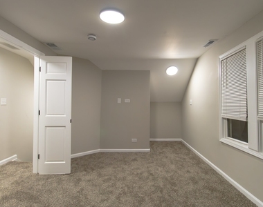 423 E 144th Street - Photo Thumbnail 14