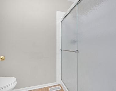 1530 E Chivalry Court - Photo Thumbnail 12
