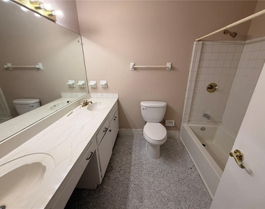 2878 Pine Valley Circle - Photo Thumbnail 10