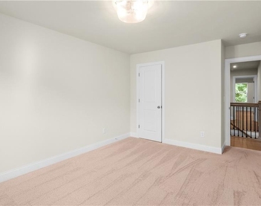 727 Stickley Oak Way - Photo Thumbnail 12
