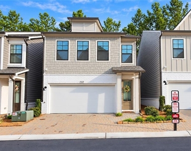 727 Stickley Oak Way - Photo Thumbnail 3