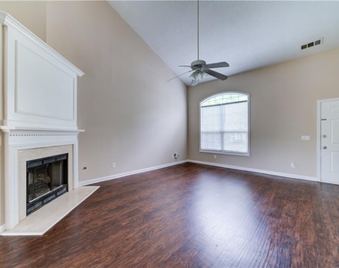 3171 Serenade Court - Photo Thumbnail 2