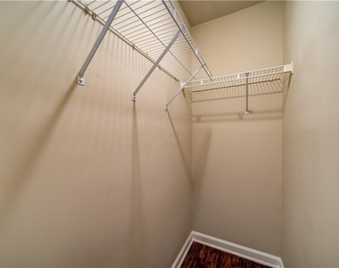 3171 Serenade Court - Photo Thumbnail 19