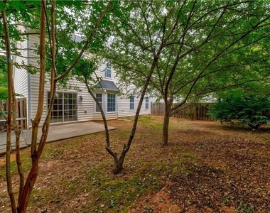 3171 Serenade Court - Photo Thumbnail 32