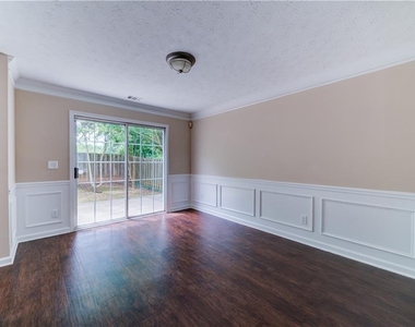 3171 Serenade Court - Photo Thumbnail 7