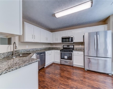 3171 Serenade Court - Photo Thumbnail 11