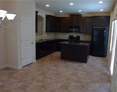 3487 Greyhawk Crossing - Photo Thumbnail 6