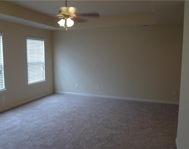 3487 Greyhawk Crossing - Photo Thumbnail 8