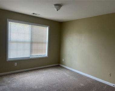 6321 Stewart Ridge - Photo Thumbnail 9