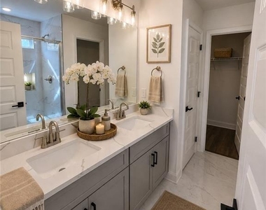 1335 Shree Drive - Photo Thumbnail 10