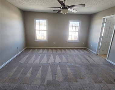606 Market Place Lane - Photo Thumbnail 13
