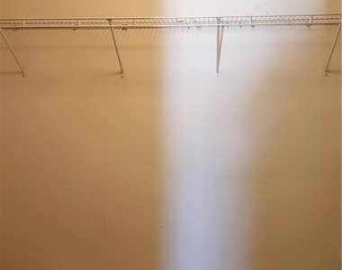 606 Market Place Lane - Photo Thumbnail 16