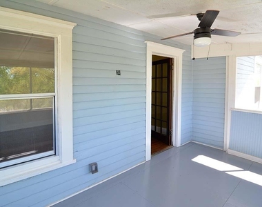 39 Howard Street Ne - Photo Thumbnail 22