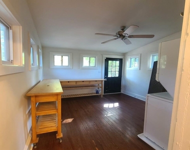 39 Howard Street Ne - Photo Thumbnail 19