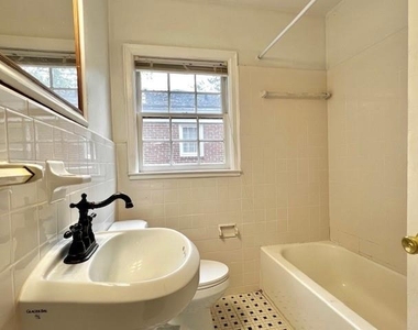 31 28th Street Nw - Photo Thumbnail 12