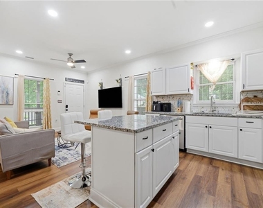 1806 Charleston Avenue Se - Photo Thumbnail 17