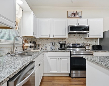 1806 Charleston Avenue Se - Photo Thumbnail 23