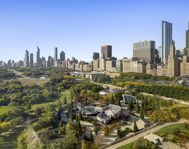 360 E Randolph Street - Photo Thumbnail 10