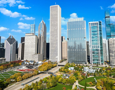 360 E Randolph Street - Photo Thumbnail 42