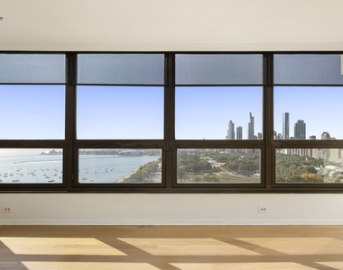 360 E Randolph Street - Photo Thumbnail 6