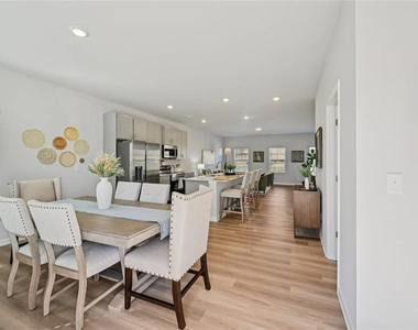 2258 Riverstone Boulevard - Photo Thumbnail 2