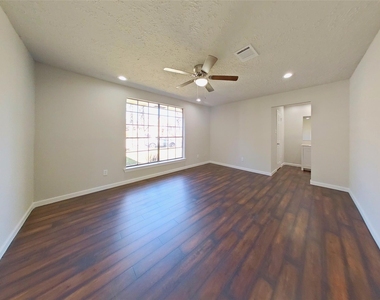 11210 Camphorwood Drive - Photo Thumbnail 14