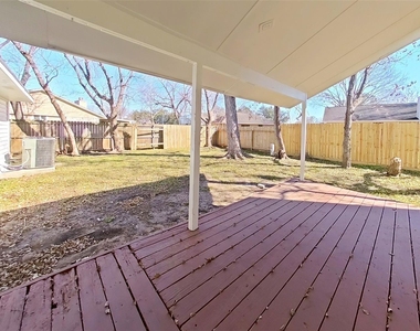 11210 Camphorwood Drive - Photo Thumbnail 24