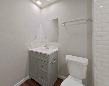 11210 Camphorwood Drive - Photo Thumbnail 22