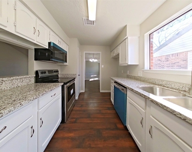 11210 Camphorwood Drive - Photo Thumbnail 7