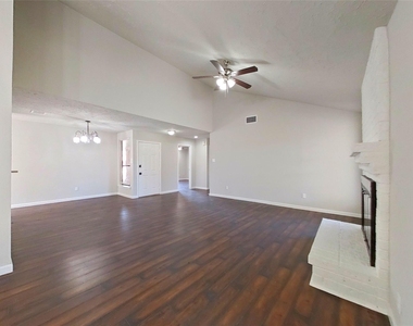 11210 Camphorwood Drive - Photo Thumbnail 4