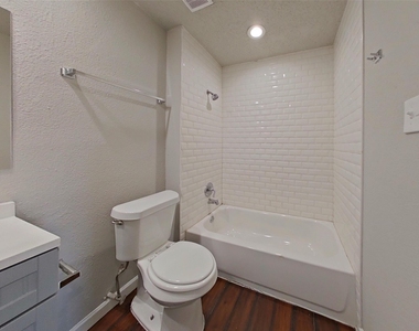 11210 Camphorwood Drive - Photo Thumbnail 23